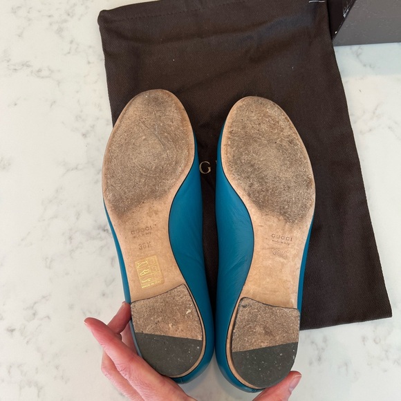 Gucci Flats in Deep Cobalt. Size 38.5 - Picture 5 of 6